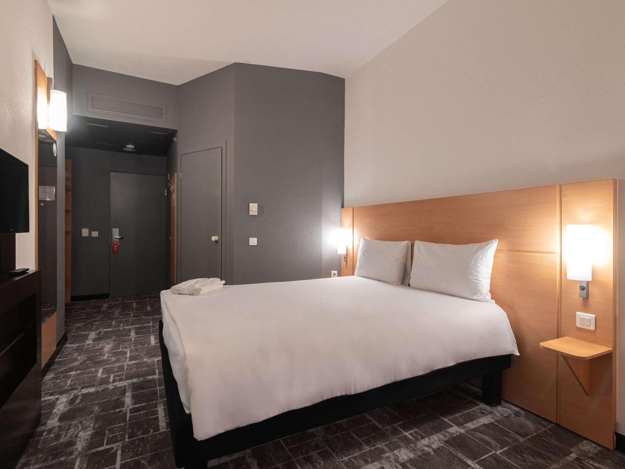 מלון Ibis Astana מראה חיצוני תמונה