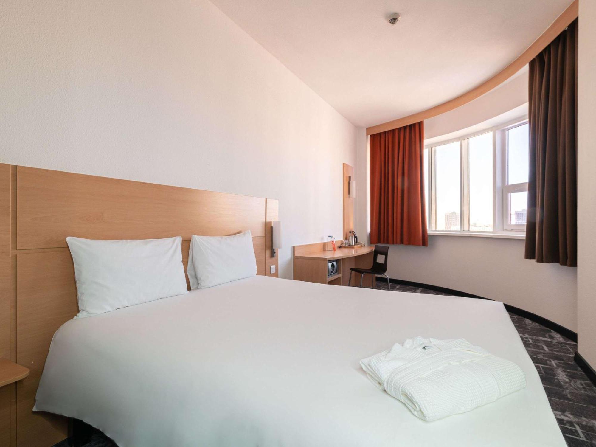 מלון Ibis Astana מראה חיצוני תמונה
