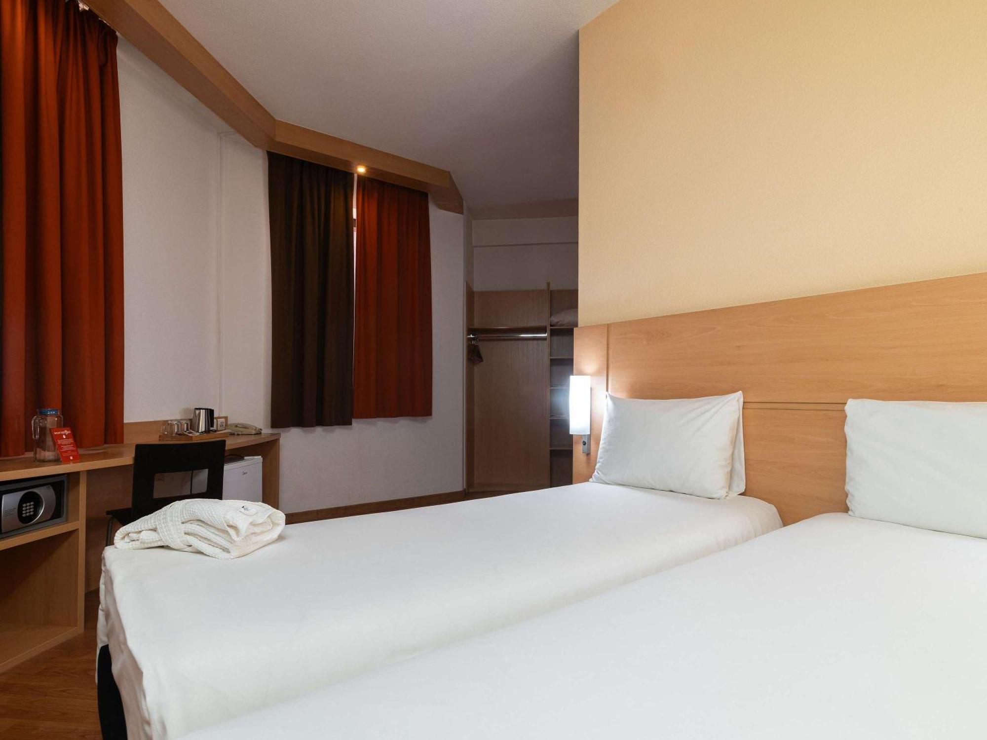 מלון Ibis Astana מראה חיצוני תמונה
