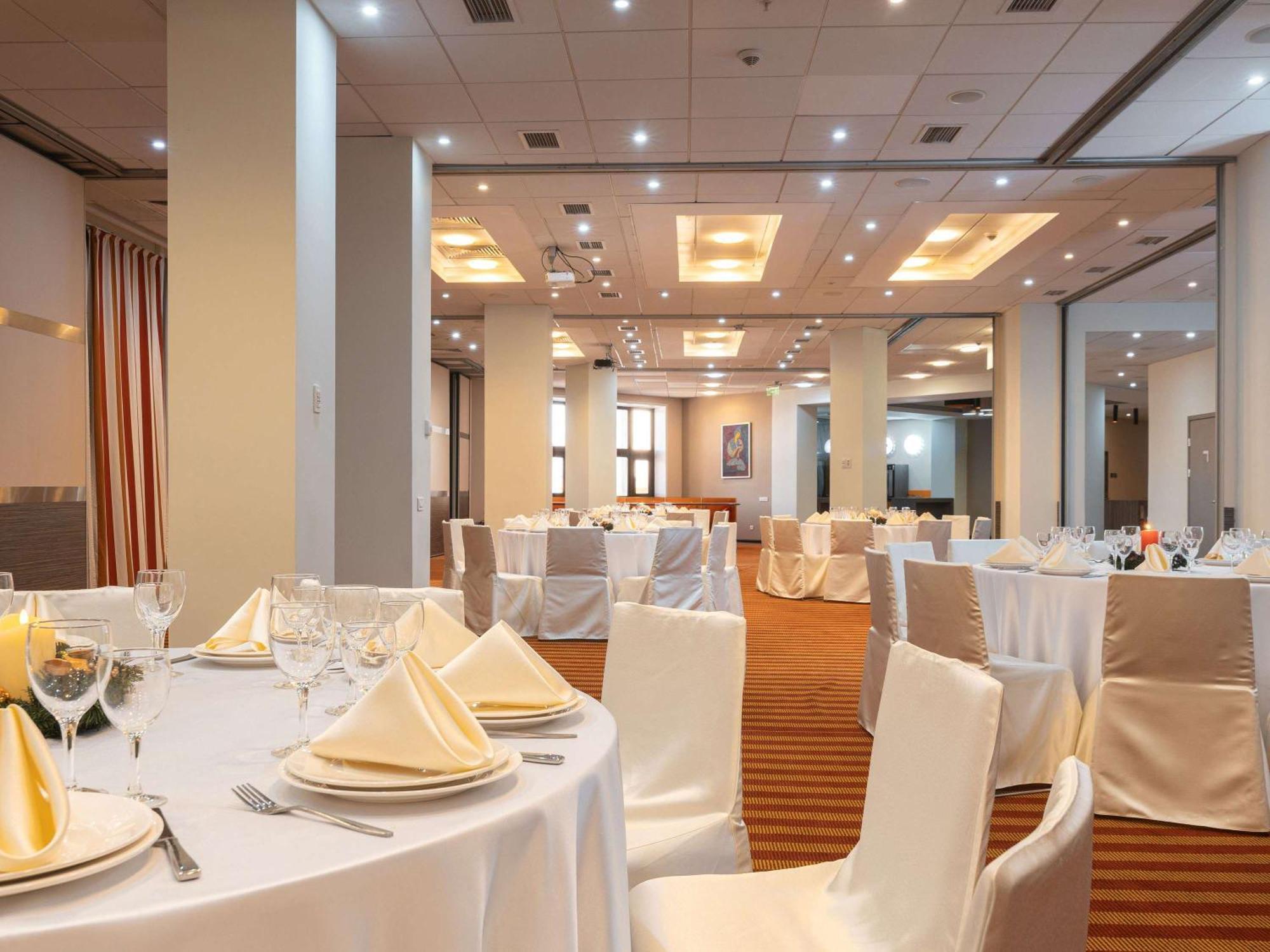 מלון Ibis Astana מראה חיצוני תמונה