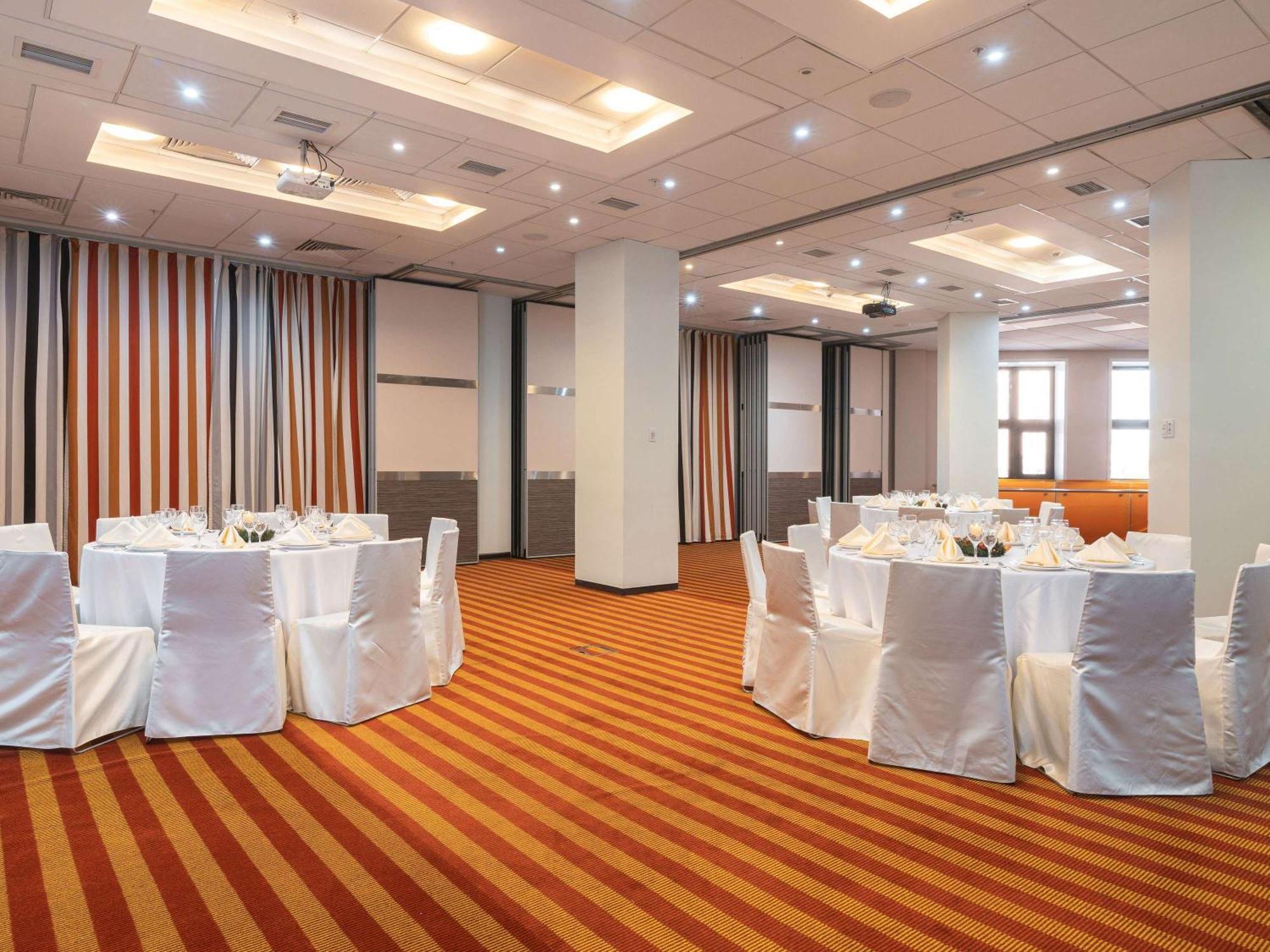 מלון Ibis Astana מראה חיצוני תמונה